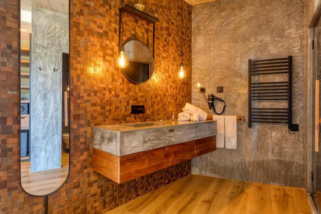 West Beach Hostel - главное фото