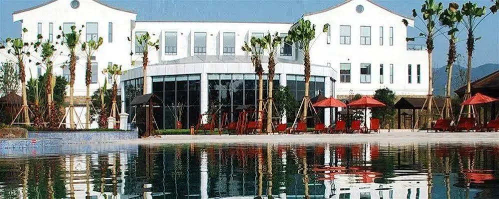 Beity Hot Spring Tourism Resort - главное фото