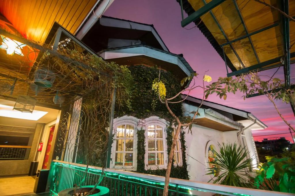 Ox Ville Hotel - главное фото