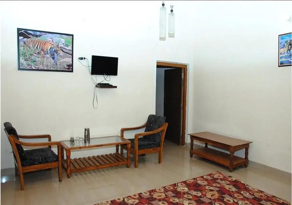 K.Raj Tiger Resort - главное фото
