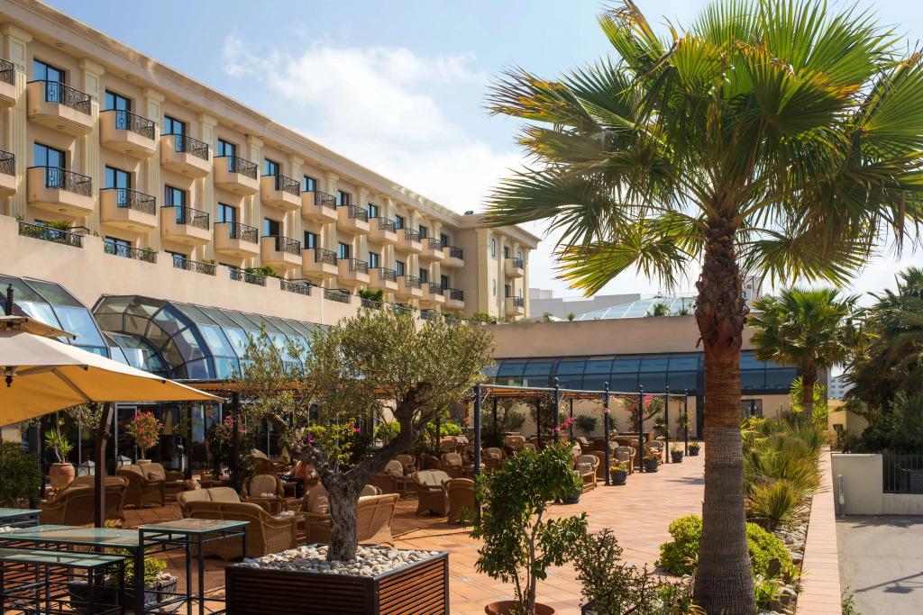 Hotel Concorde Les Berges du Lac - главное фото