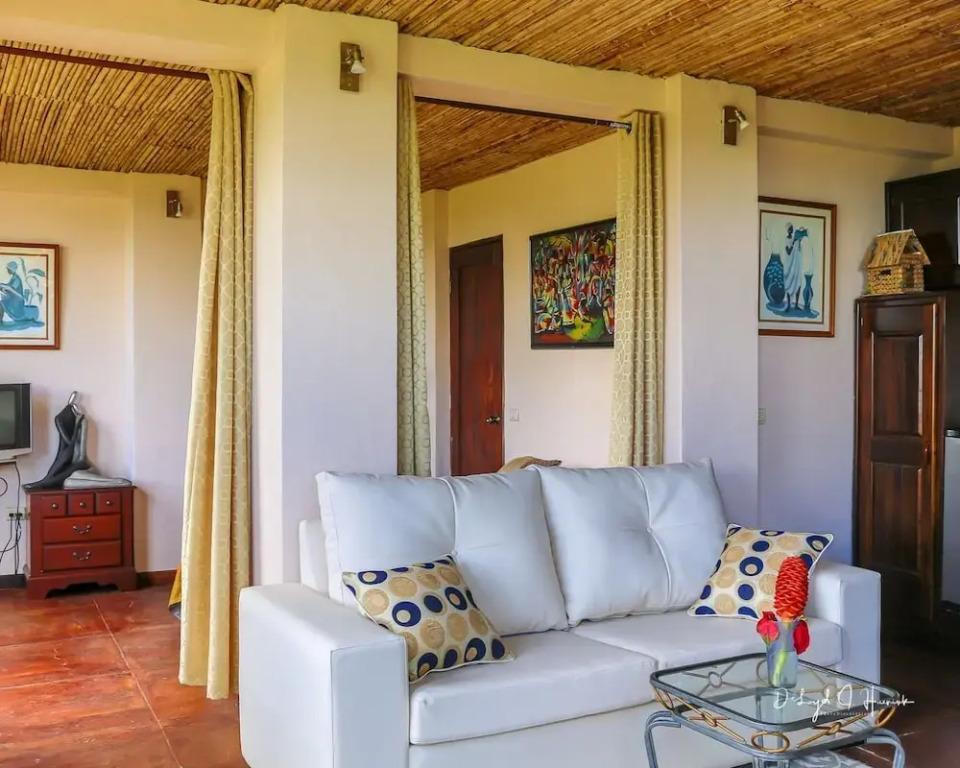 Birdsong Villa - главное фото