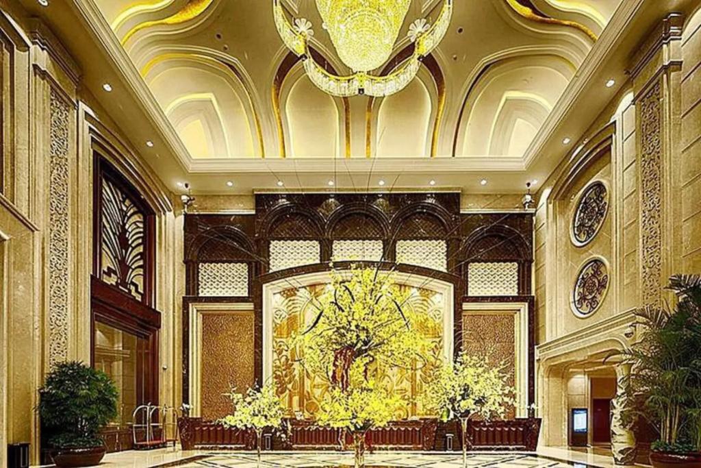 Galactic Classy International Hotel - главное фото