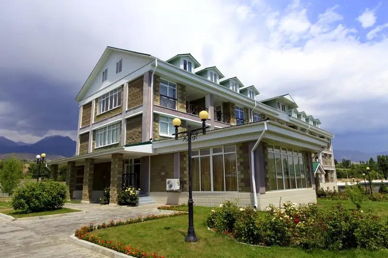 Karven Issyk-Kul' - главное фото