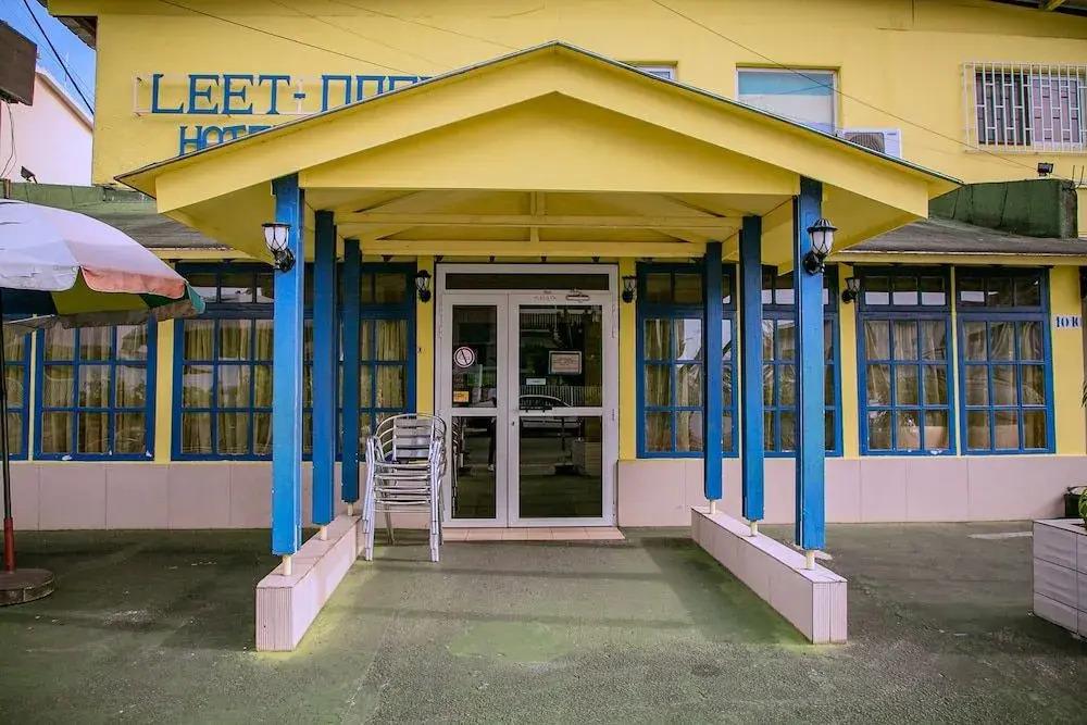 Hôtel Leet Dorian - главное фото