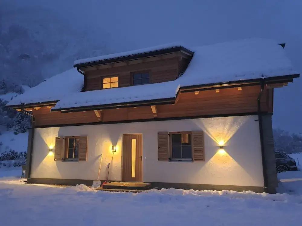 Bright Holiday Home in Donnersbachwald Styria With Sauna - главное фото