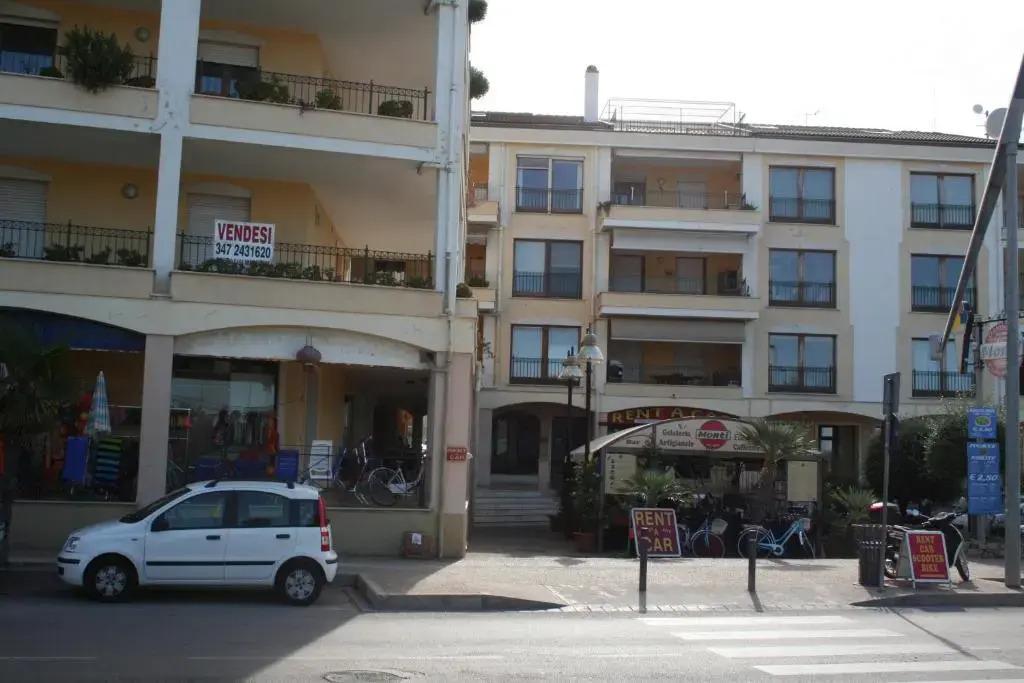 Vest House 45 - главное фото