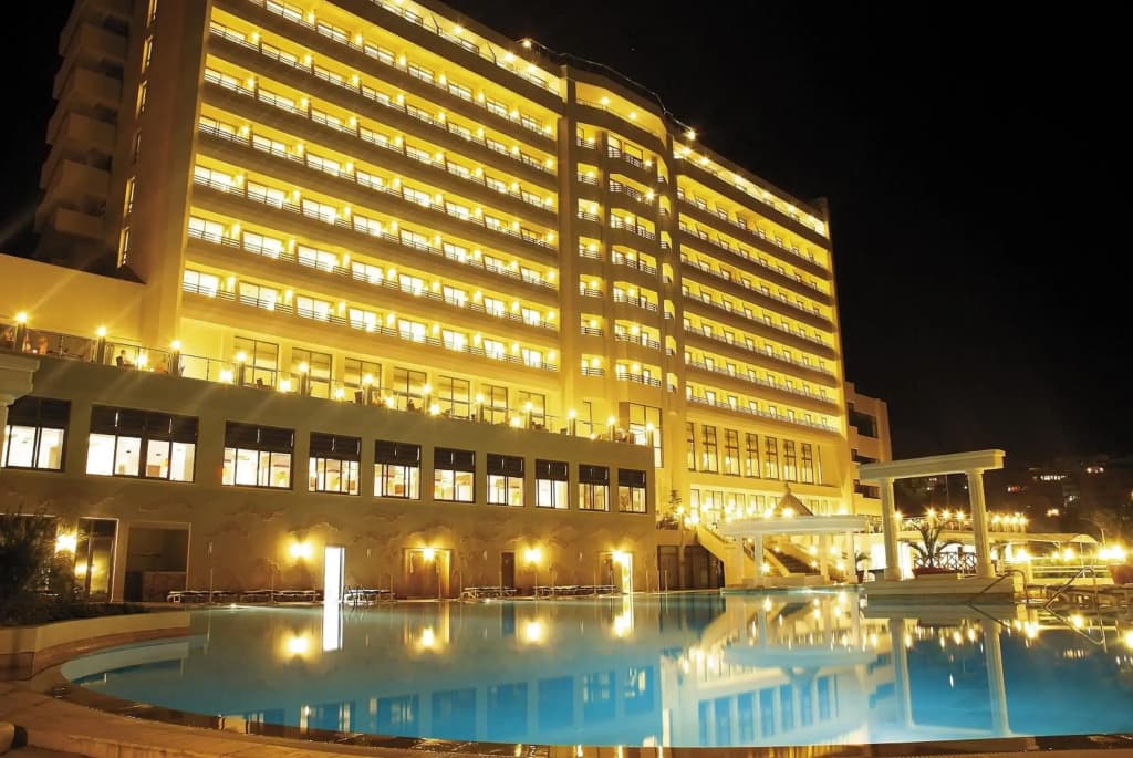 Korumar Deluxe Hotel - главное фото