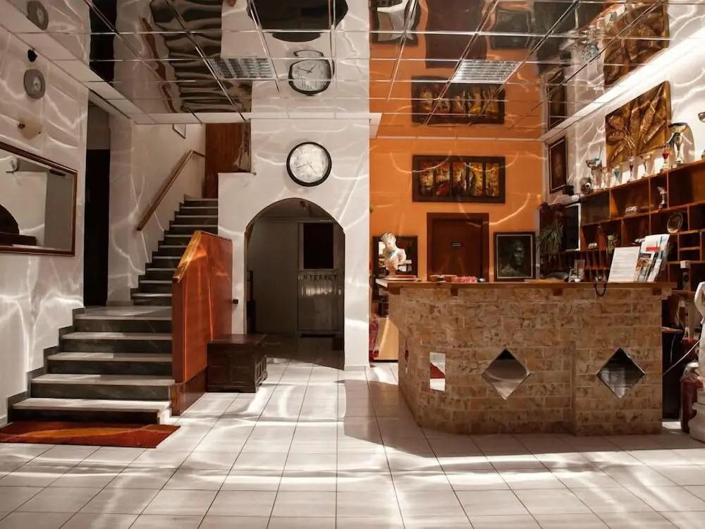 Saron Hotel - главное фото