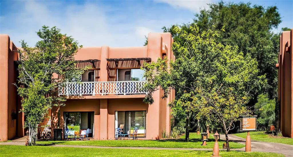 Avani Victoria Falls Resort - главное фото