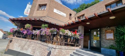 Avalon Hotel - главное фото