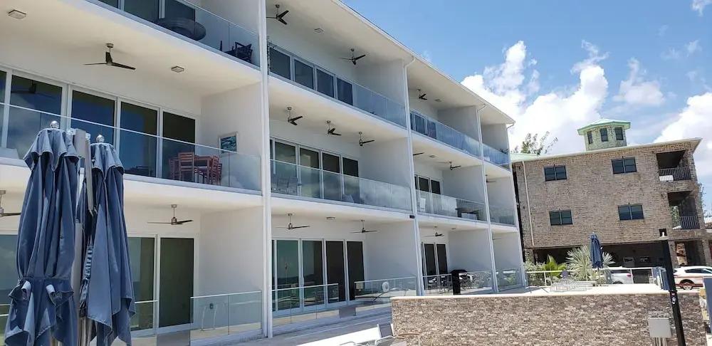 Lighthouse Point Residences - главное фото