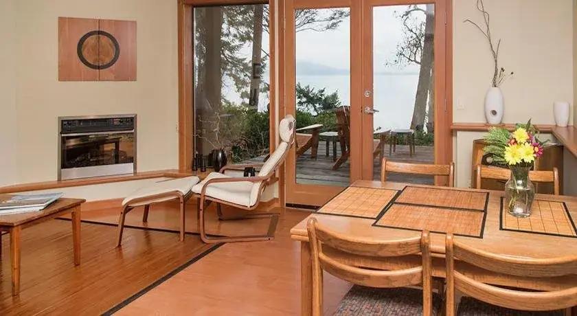 Skipping Stone Beach B&B - главное фото