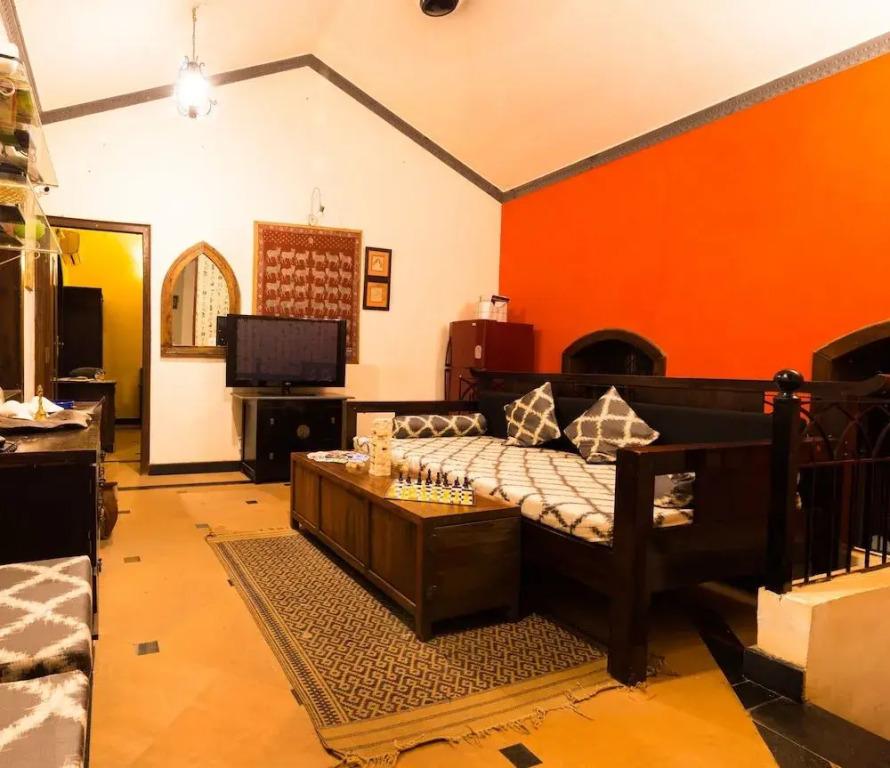 Poorna Birdsong - главное фото