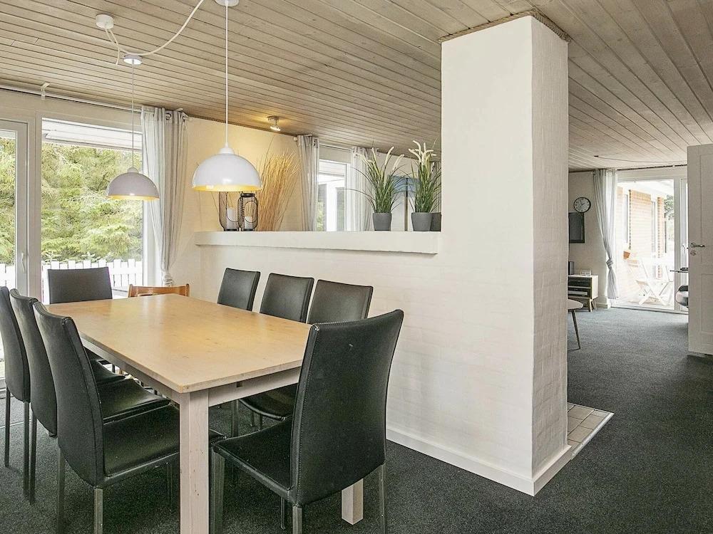 Private Holiday Home in Ringkobing With Terrace - главное фото