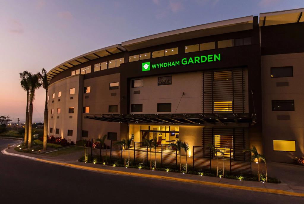 Wyndham Garden San Jose Escazu - главное фото