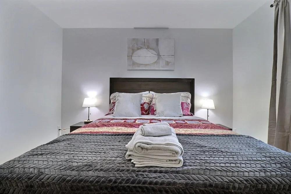 GLOBALSTAY. New 3 Bedroom House in a Quiet Area - главное фото