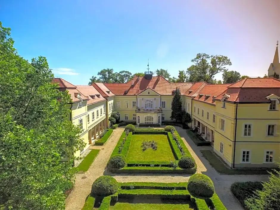 Szidónia Castle - главное фото