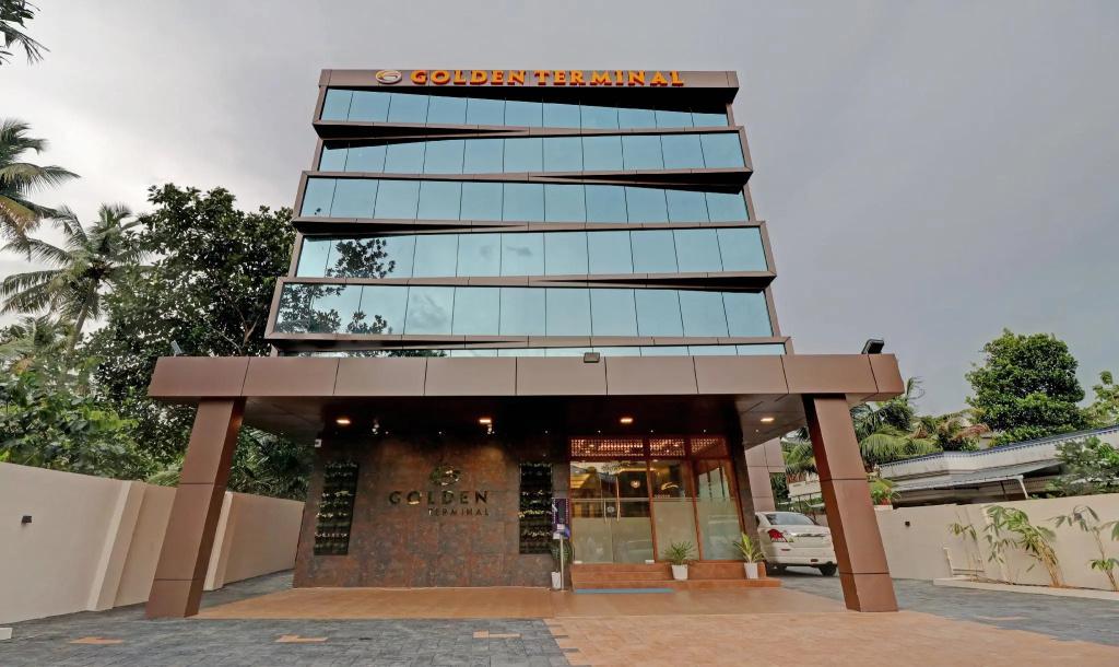 Treebo Golden Terminal, Kochi Airport - главное фото