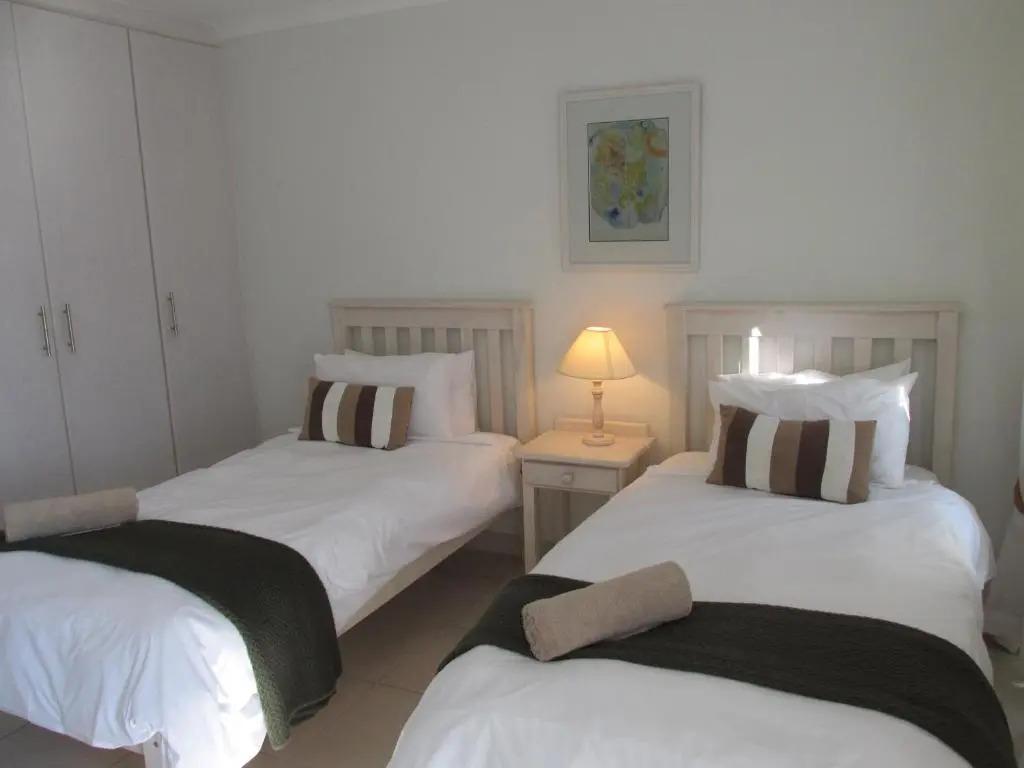 Point Village Accommodation - Linda - главное фото