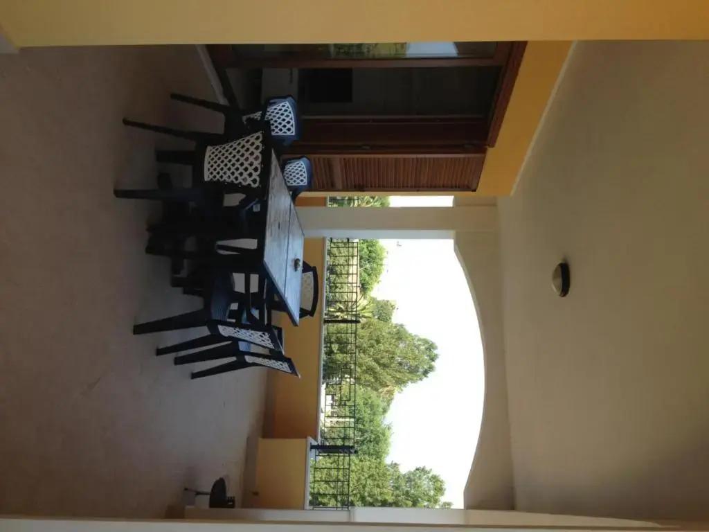 Regina Apartments - главное фото