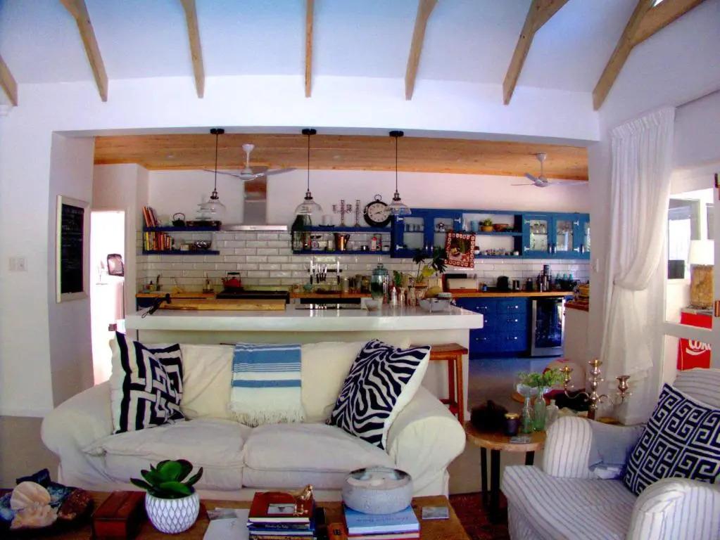 Long Story Guest House - главное фото