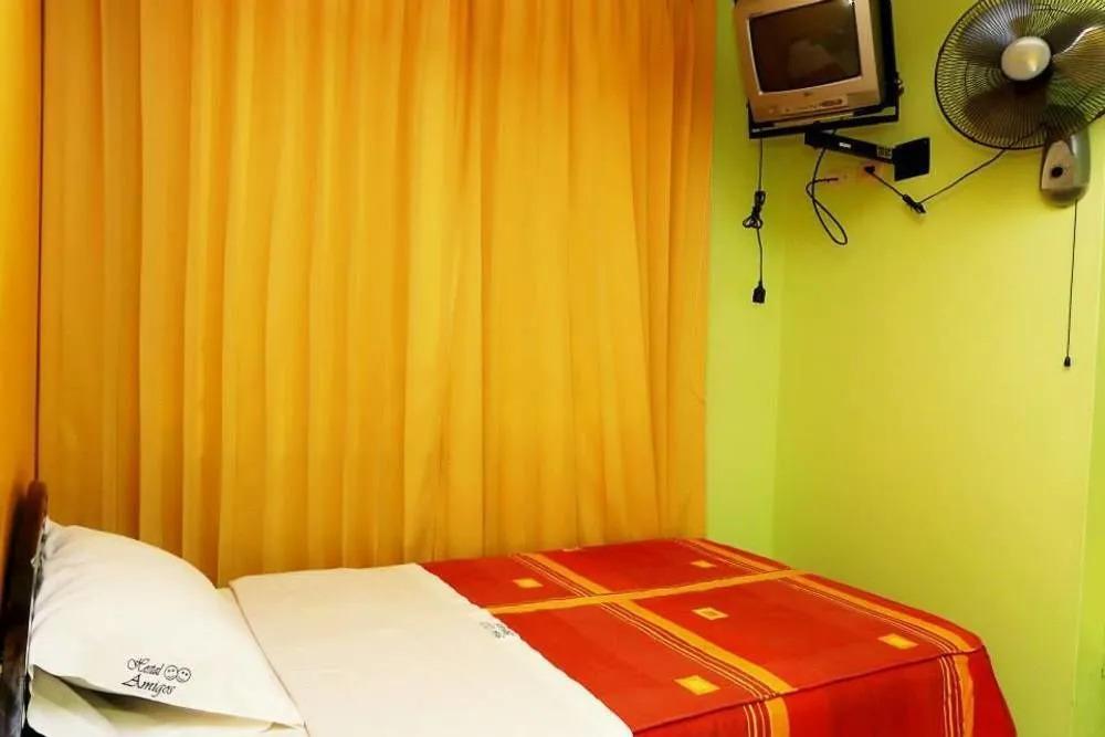 Hostal Amigos - главное фото