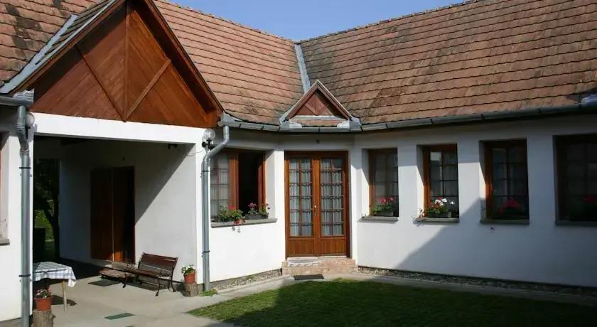 Doboskút Vendégház - главное фото