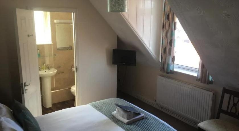 St Aubyns Guest House - главное фото