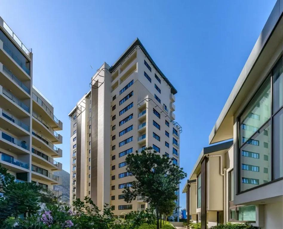 Luxury Modern Apartment With Exceptional Views! Hosted by Sweetstay - главное фото