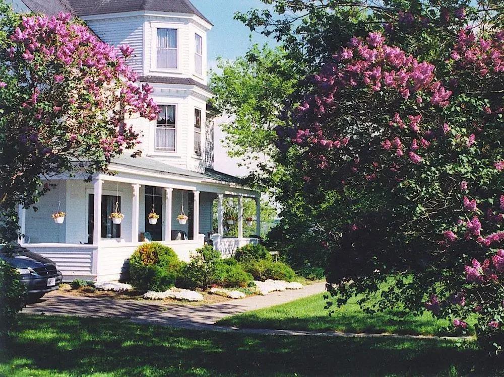 Le Vieux Presbytere Bouctouche - главное фото