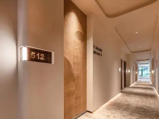 Zhuishan Mingjing Hot Spring Resort Hotel - главное фото