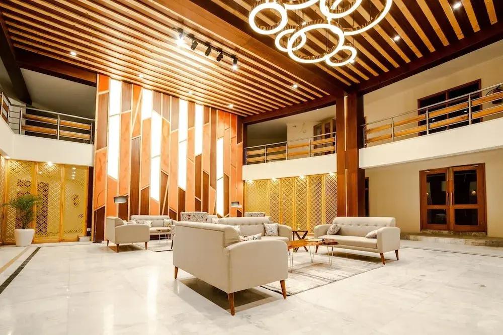 Anand Vardhan Resorts - главное фото