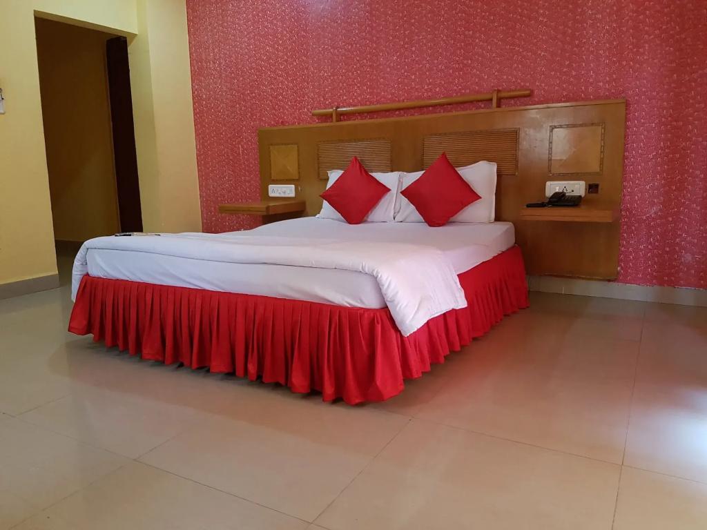 Krish Holiday Inn - главное фото