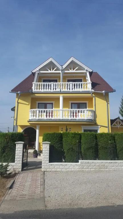 Jäger Panzió - главное фото