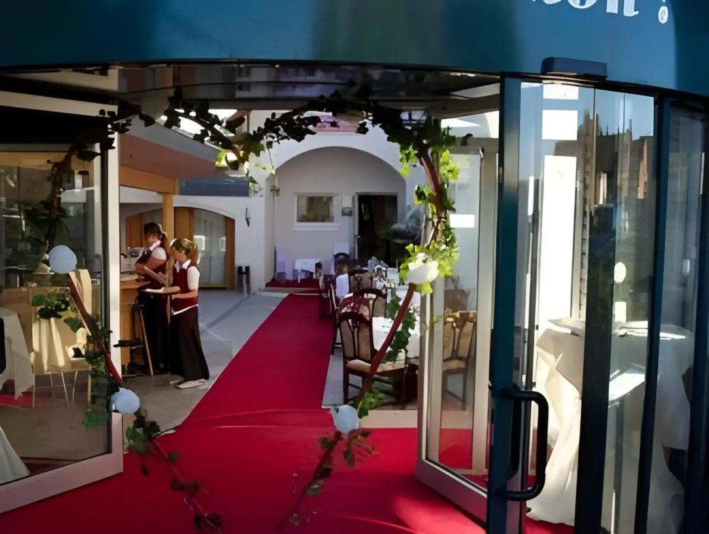 Hotel & Restaurant Bei Baki - главное фото