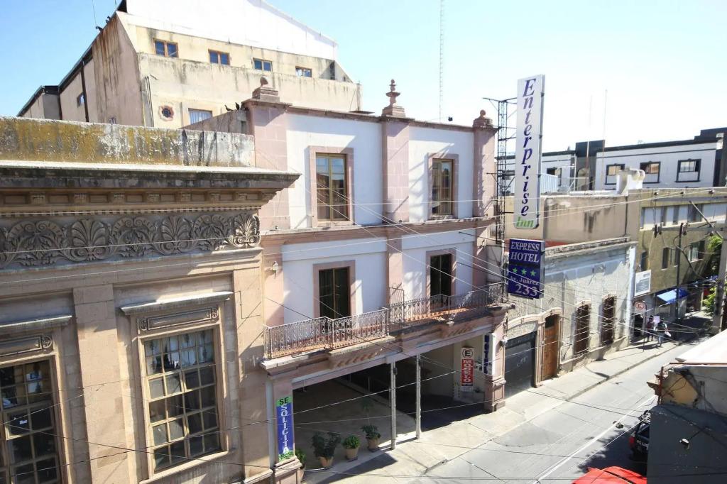 Enterprise Inn Plaza - главное фото