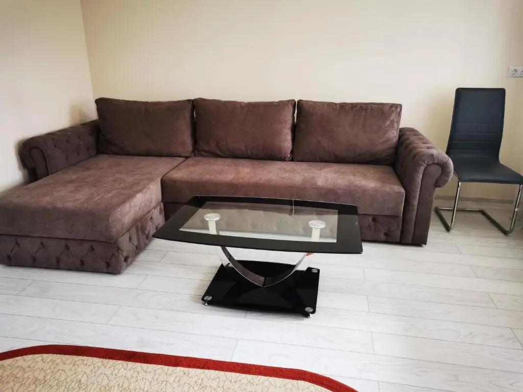 Cozy house with garden close to the city center and Airport Maximum four persons - главное фото