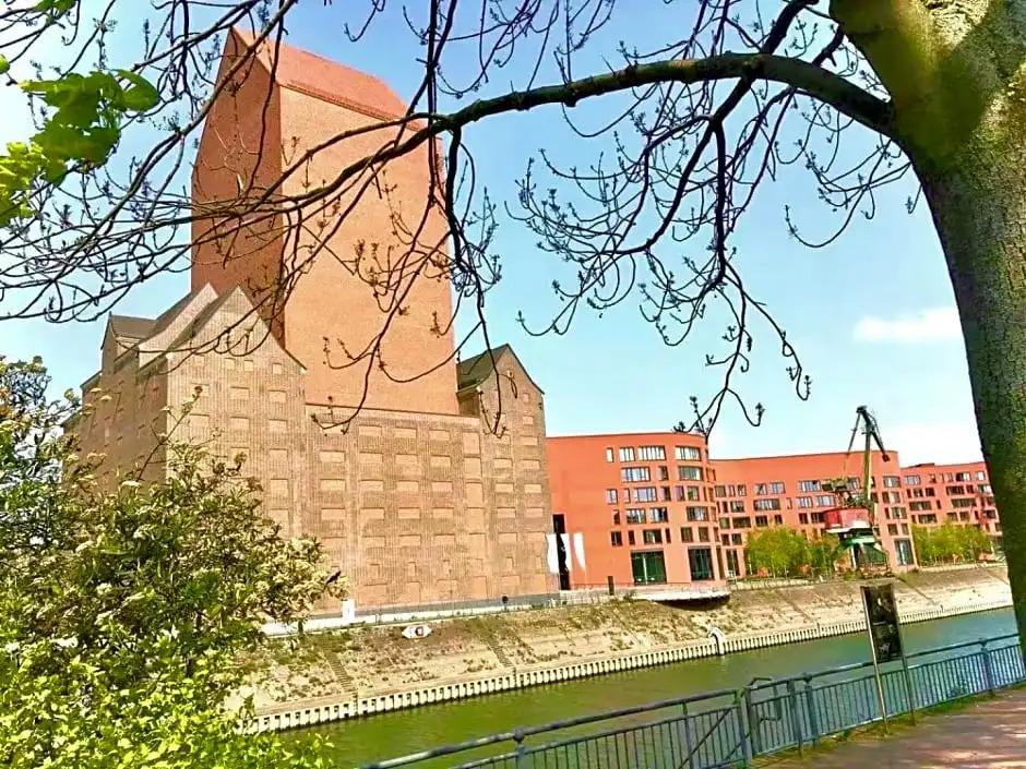 Hotel am Kantpark - главное фото