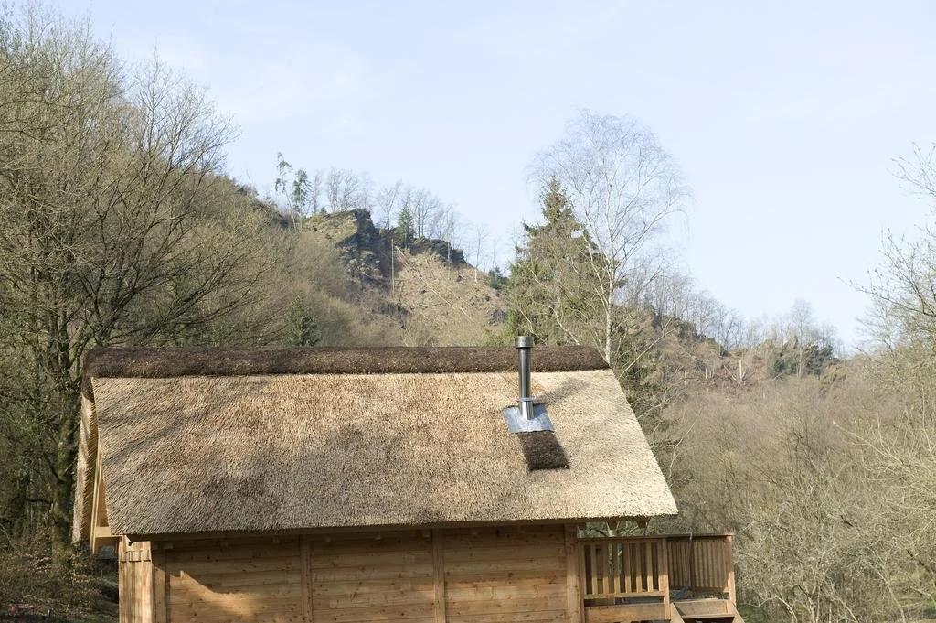 Les cabanes de Rensiwez - главное фото