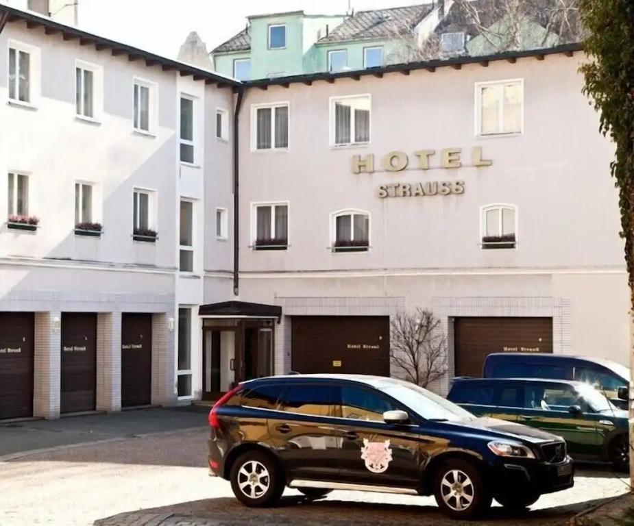 Hotel Strauss - главное фото