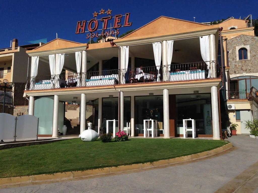 Hotel Solanas - главное фото