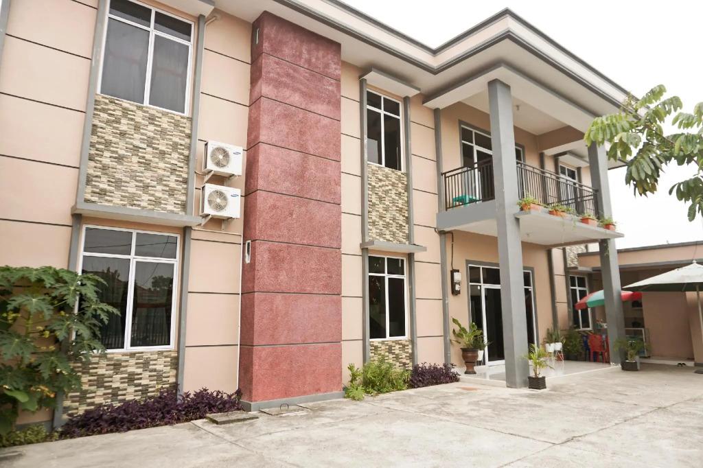 OYO 1394 Rumaisa Homestay Syariah - главное фото