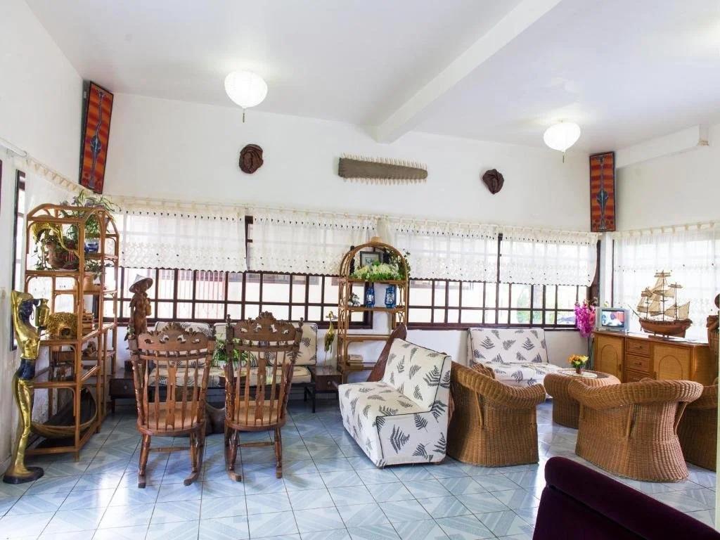 Le Rocher - главное фото