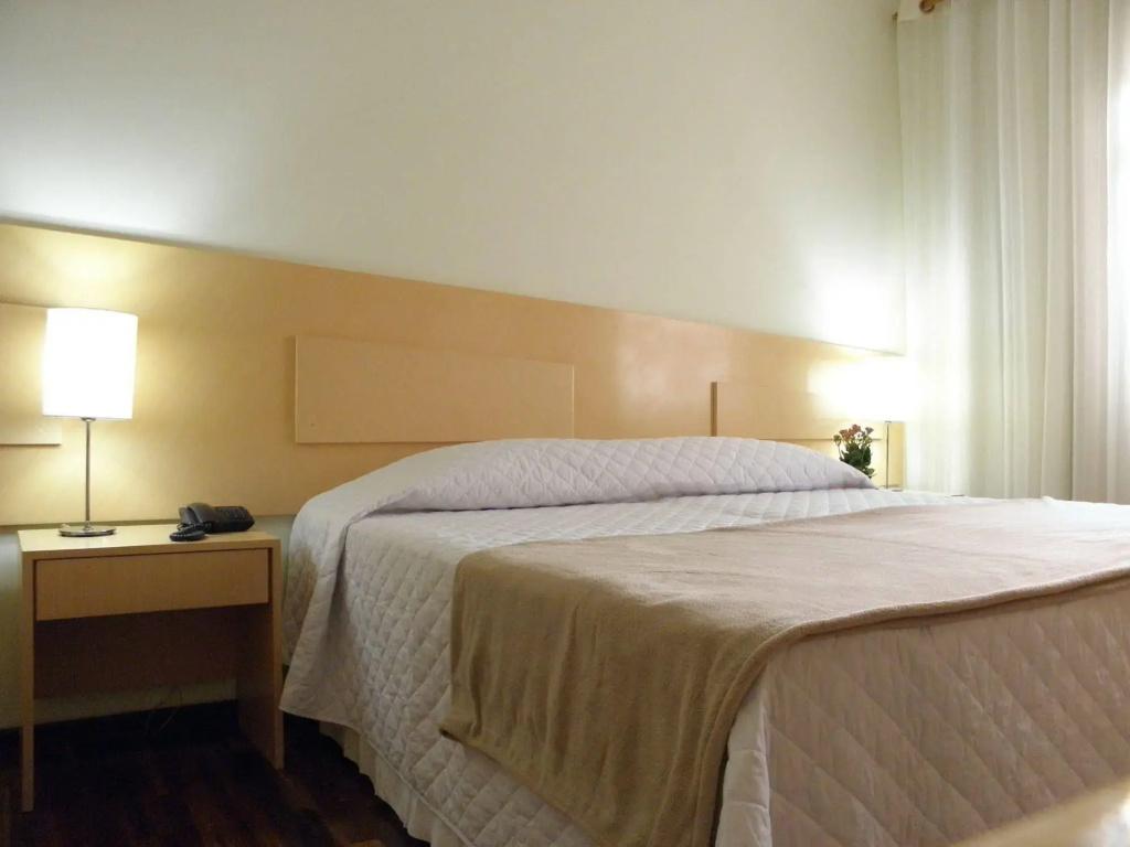 El Shadai Park Hotel - главное фото