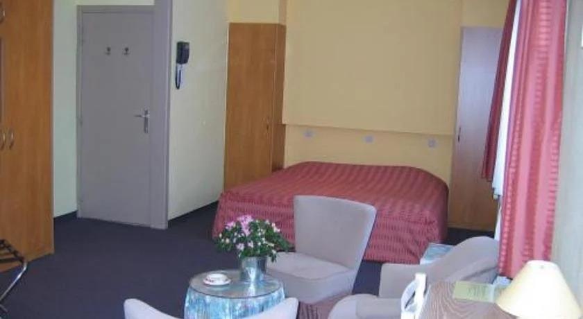 Hotel Pacific - главное фото