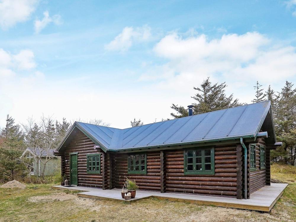 5 star holiday home in Blokhus - главное фото