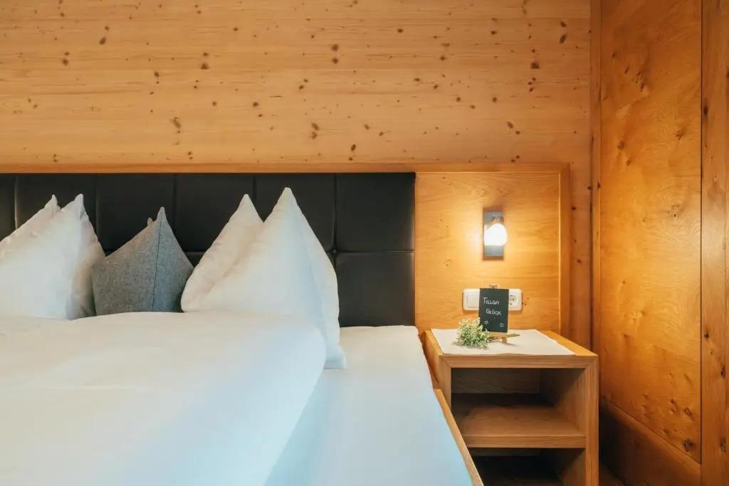 Tillga Glück Suites & Apartments - главное фото