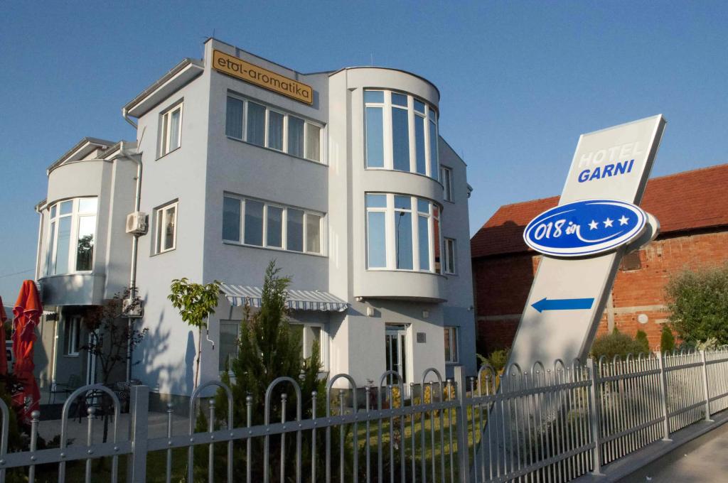 018 In - главное фото