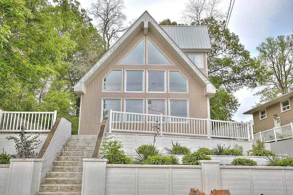 Crystal Haven - главное фото